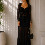 CONJUNTO NOIR BLUSA Y POLLERA DE ENCAJE NEGRO